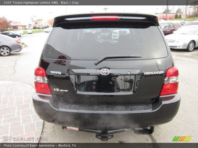 Black / Gray 2005 Toyota Highlander Limited 4WD