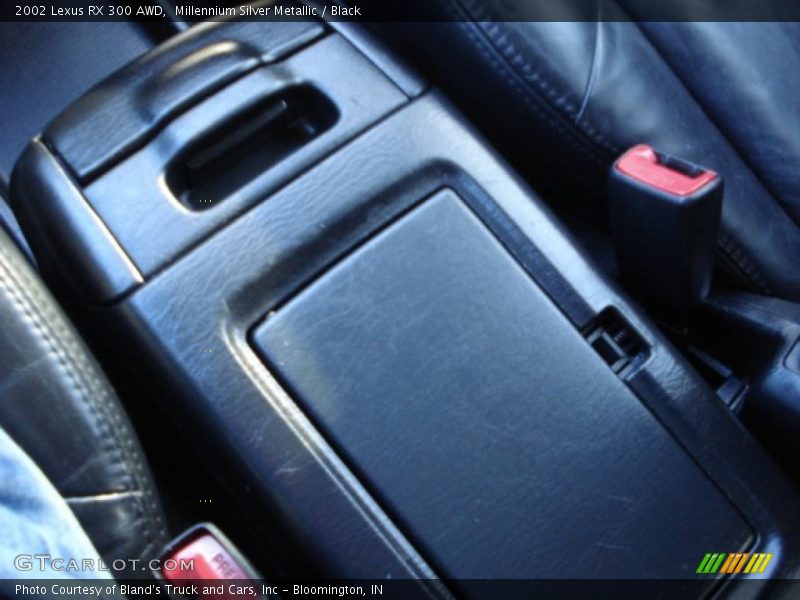 Millennium Silver Metallic / Black 2002 Lexus RX 300 AWD