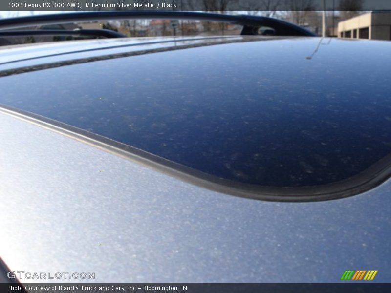 Millennium Silver Metallic / Black 2002 Lexus RX 300 AWD