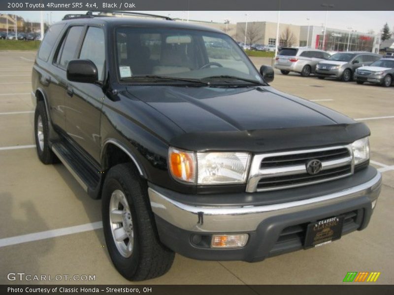Black / Oak 2000 Toyota 4Runner SR5 4x4