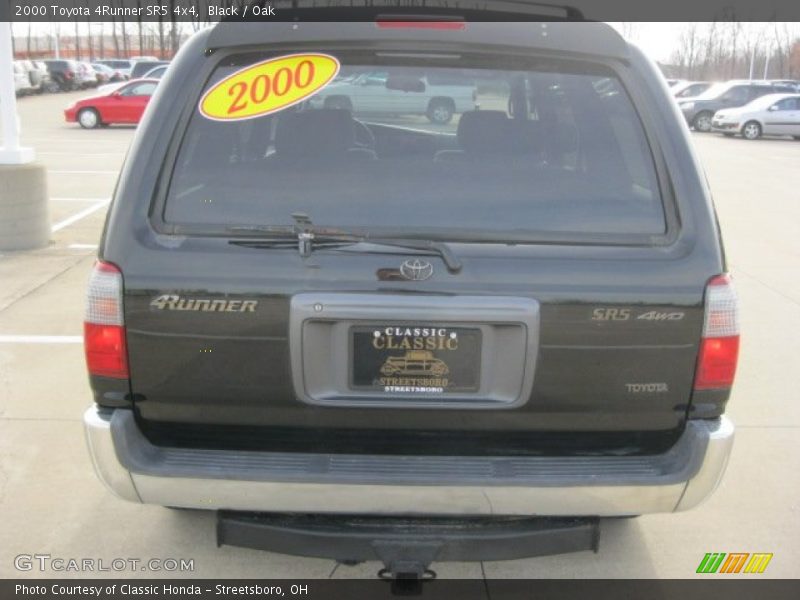 Black / Oak 2000 Toyota 4Runner SR5 4x4