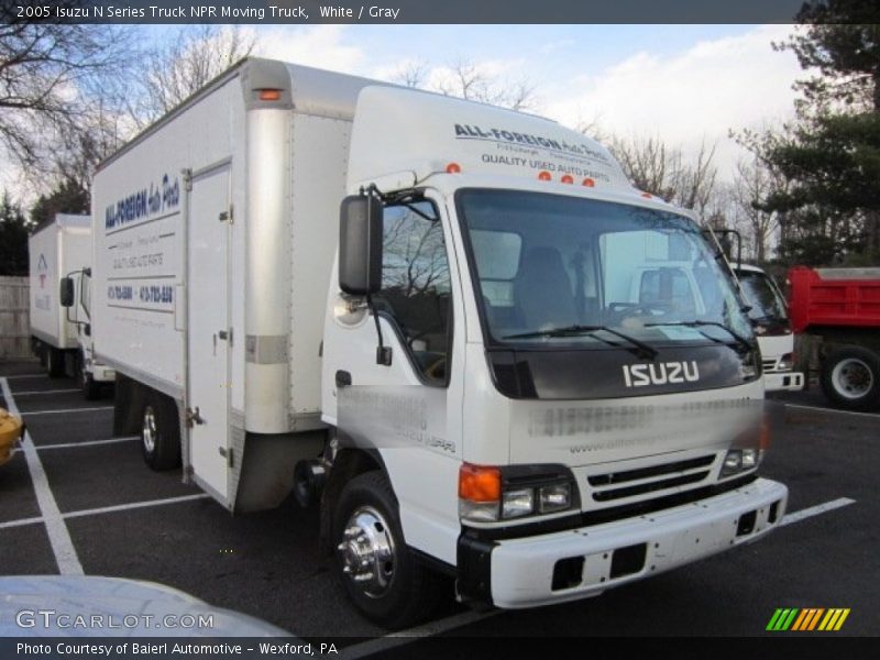 White / Gray 2005 Isuzu N Series Truck NPR Moving Truck