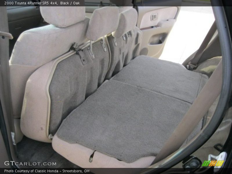 Black / Oak 2000 Toyota 4Runner SR5 4x4