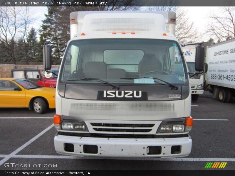 White / Gray 2005 Isuzu N Series Truck NPR Moving Truck