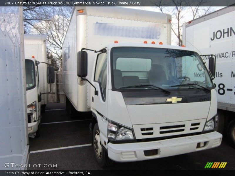 White / Gray 2007 Chevrolet W Series Truck W5500 Commercial Moving Truck