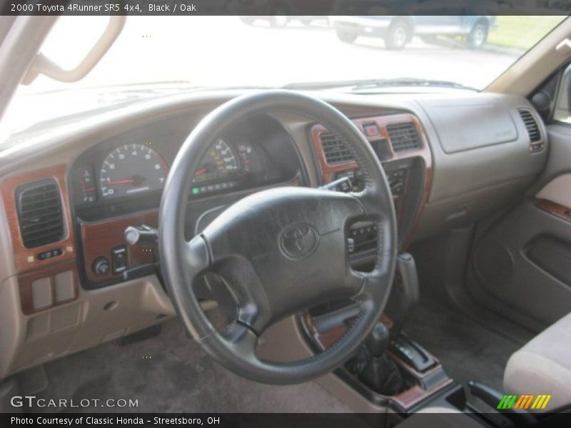 Black / Oak 2000 Toyota 4Runner SR5 4x4