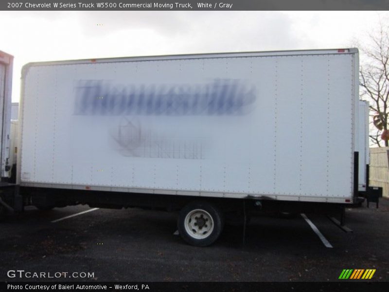 White / Gray 2007 Chevrolet W Series Truck W5500 Commercial Moving Truck