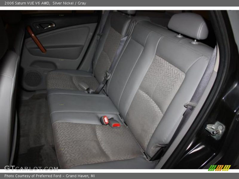 Silver Nickel / Gray 2006 Saturn VUE V6 AWD