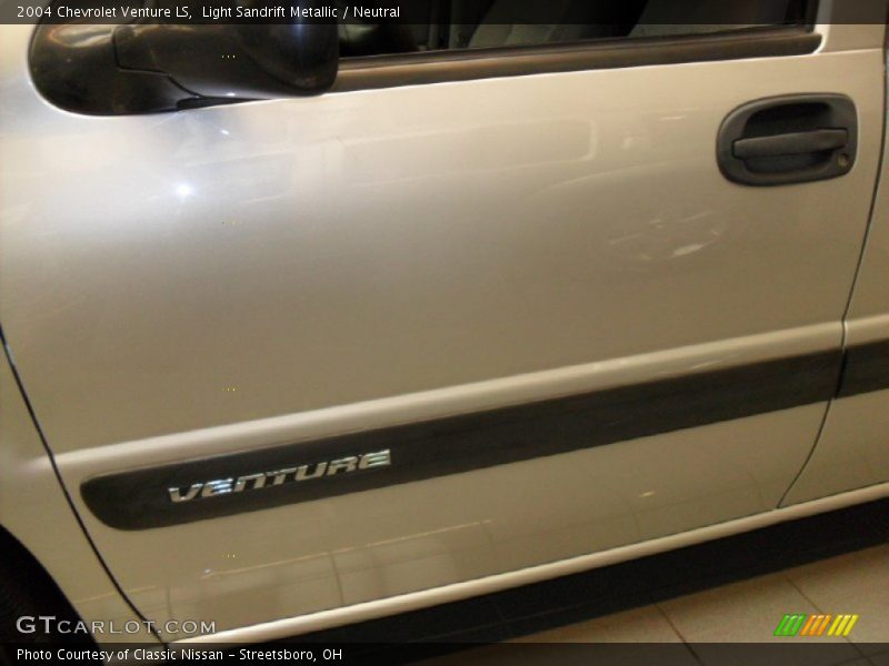 Light Sandrift Metallic / Neutral 2004 Chevrolet Venture LS