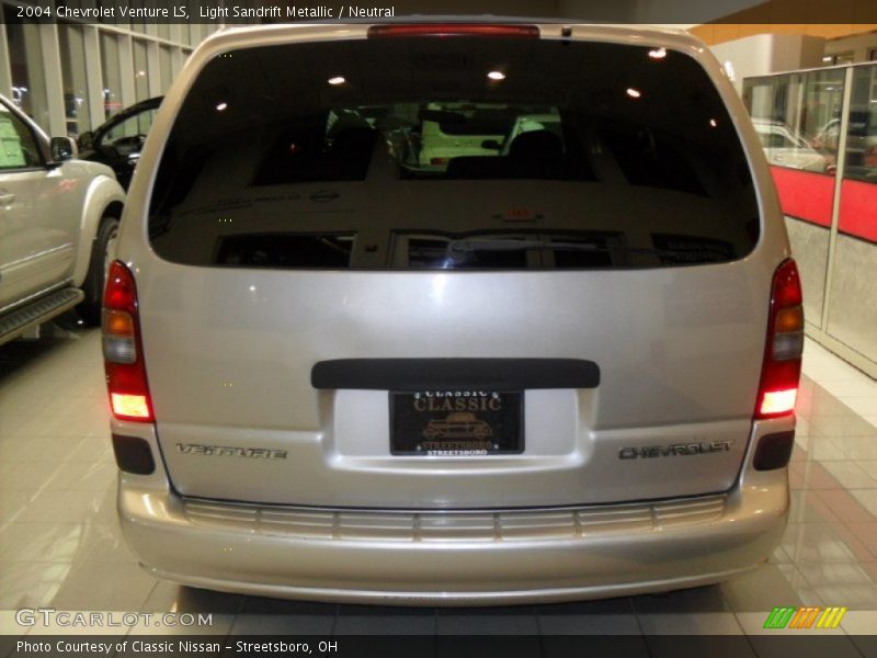 Light Sandrift Metallic / Neutral 2004 Chevrolet Venture LS