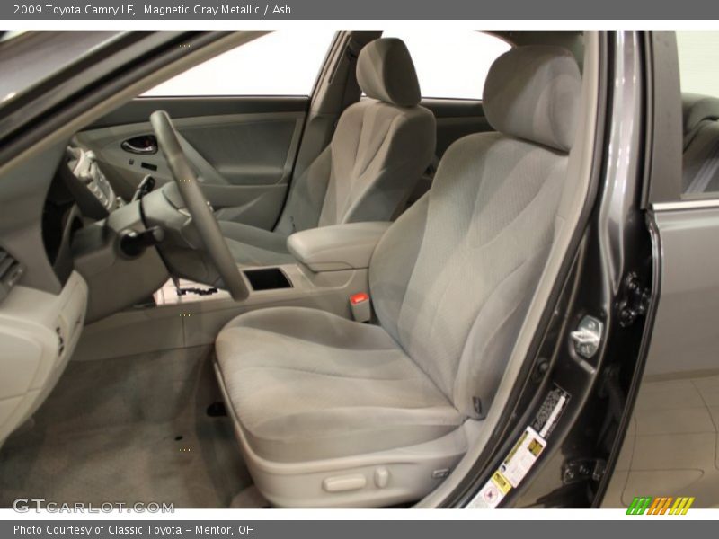Magnetic Gray Metallic / Ash 2009 Toyota Camry LE