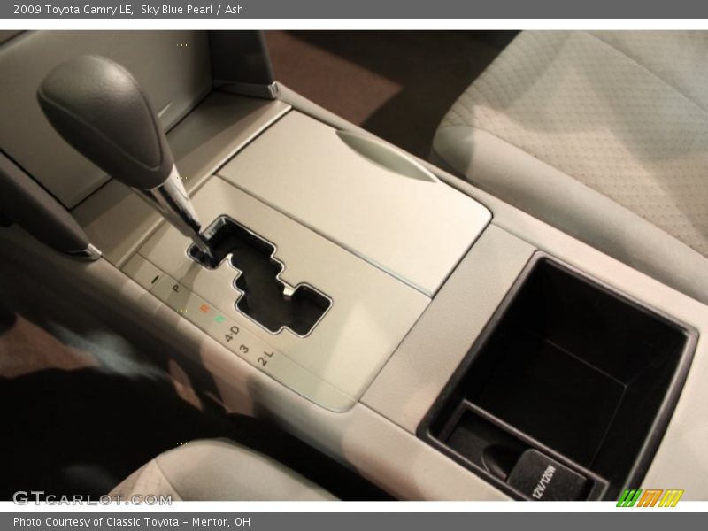 Sky Blue Pearl / Ash 2009 Toyota Camry LE