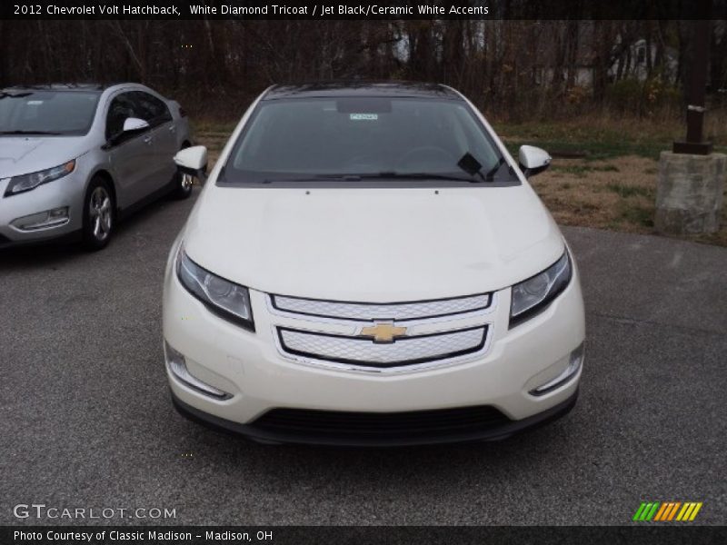 White Diamond Tricoat / Jet Black/Ceramic White Accents 2012 Chevrolet Volt Hatchback