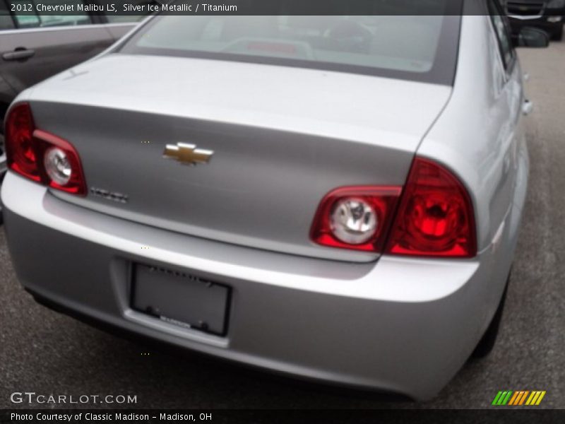 Silver Ice Metallic / Titanium 2012 Chevrolet Malibu LS