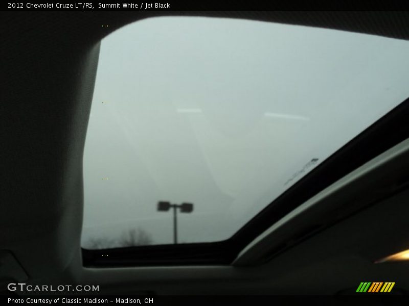 Summit White / Jet Black 2012 Chevrolet Cruze LT/RS