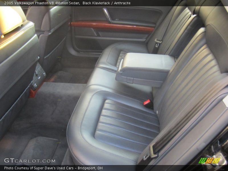 Black Klavierlack / Anthracite 2005 Volkswagen Phaeton V8 4Motion Sedan