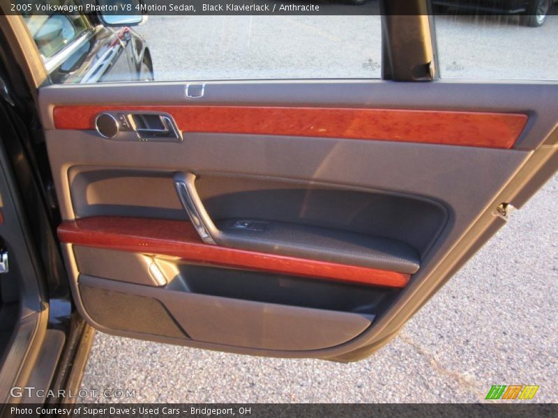 Black Klavierlack / Anthracite 2005 Volkswagen Phaeton V8 4Motion Sedan