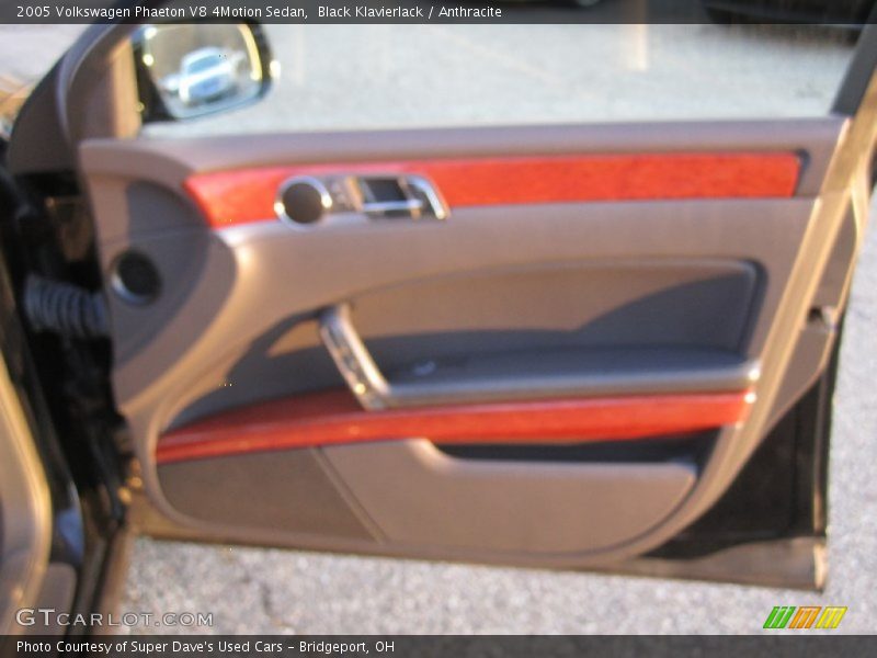 Black Klavierlack / Anthracite 2005 Volkswagen Phaeton V8 4Motion Sedan