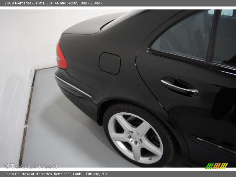 Black / Black 2009 Mercedes-Benz E 350 4Matic Sedan