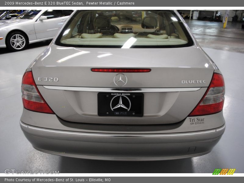 Pewter Metallic / Cashmere 2009 Mercedes-Benz E 320 BlueTEC Sedan