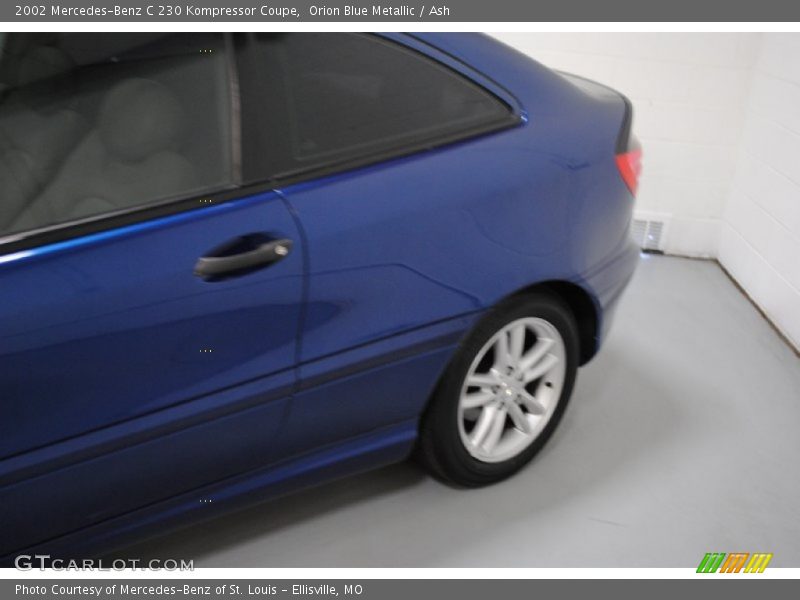 Orion Blue Metallic / Ash 2002 Mercedes-Benz C 230 Kompressor Coupe