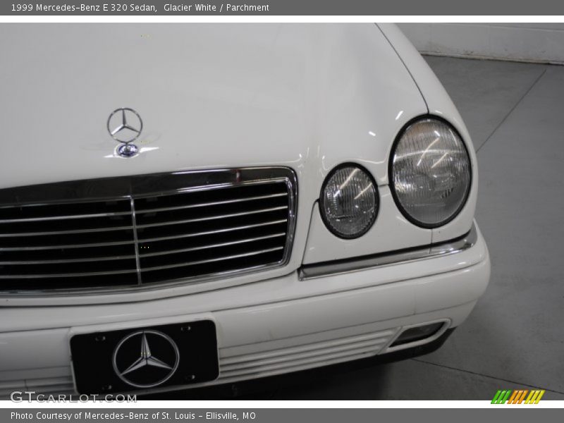 Glacier White / Parchment 1999 Mercedes-Benz E 320 Sedan