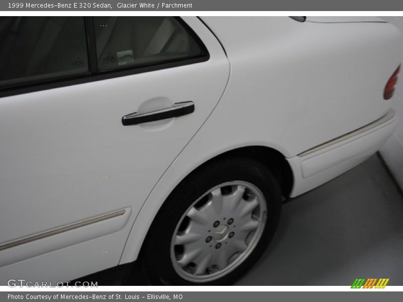 Glacier White / Parchment 1999 Mercedes-Benz E 320 Sedan
