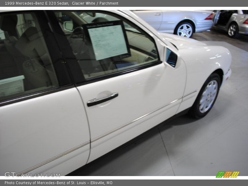 Glacier White / Parchment 1999 Mercedes-Benz E 320 Sedan