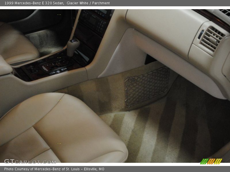 Glacier White / Parchment 1999 Mercedes-Benz E 320 Sedan