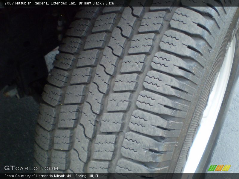 Brilliant Black / Slate 2007 Mitsubishi Raider LS Extended Cab