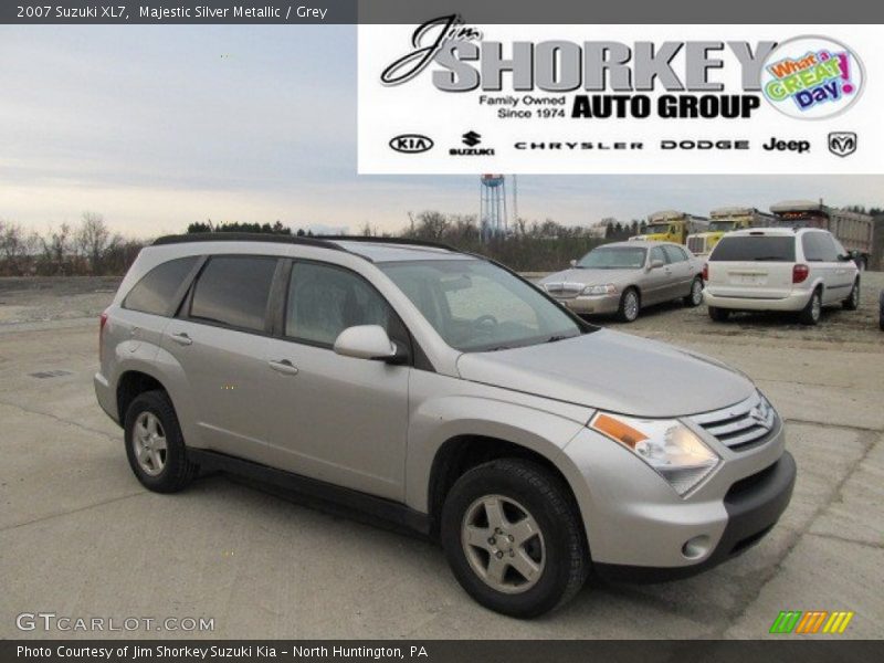 Majestic Silver Metallic / Grey 2007 Suzuki XL7