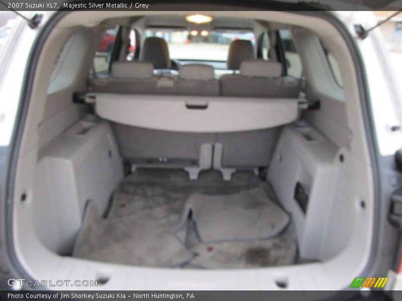 Majestic Silver Metallic / Grey 2007 Suzuki XL7