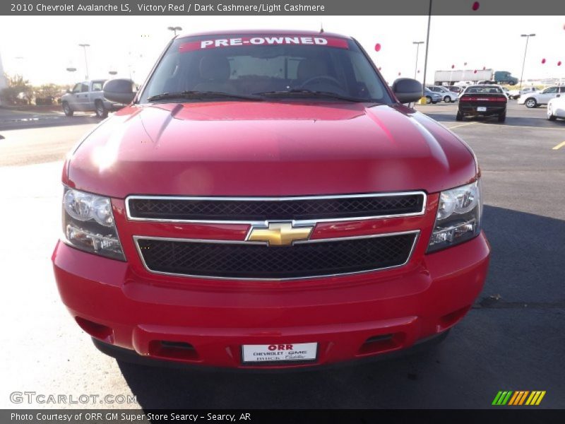 Victory Red / Dark Cashmere/Light Cashmere 2010 Chevrolet Avalanche LS