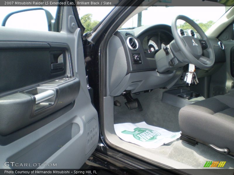 Brilliant Black / Slate 2007 Mitsubishi Raider LS Extended Cab