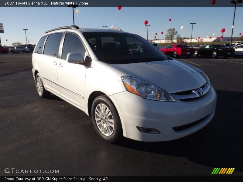 Natural White / Stone 2007 Toyota Sienna XLE