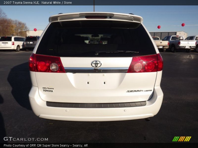 Natural White / Stone 2007 Toyota Sienna XLE