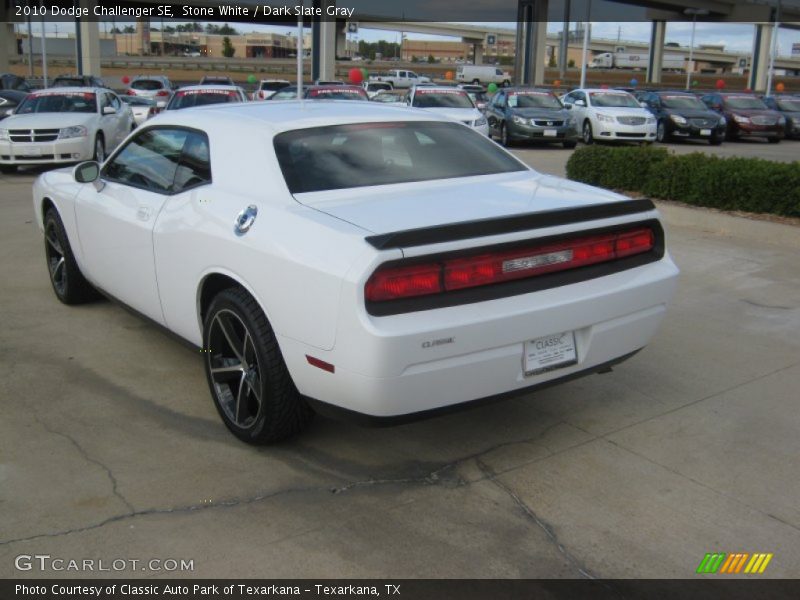 Stone White / Dark Slate Gray 2010 Dodge Challenger SE