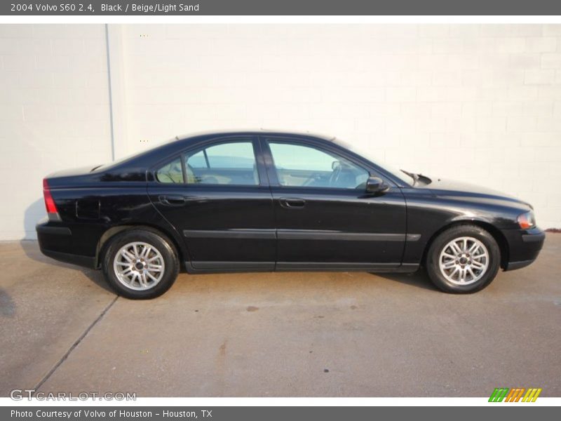 Black / Beige/Light Sand 2004 Volvo S60 2.4