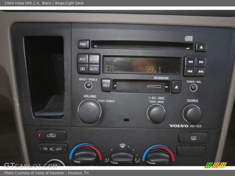Black / Beige/Light Sand 2004 Volvo S60 2.4