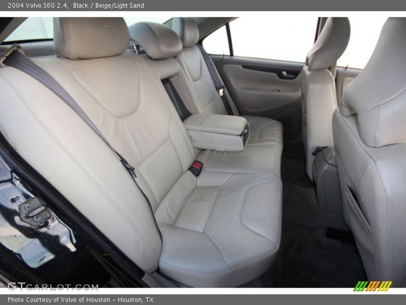 Black / Beige/Light Sand 2004 Volvo S60 2.4