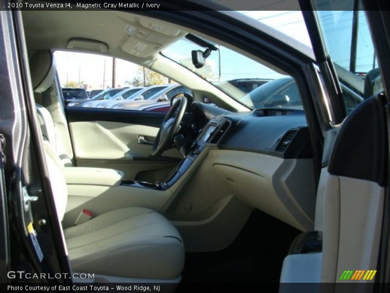 Magnetic Gray Metallic / Ivory 2010 Toyota Venza I4