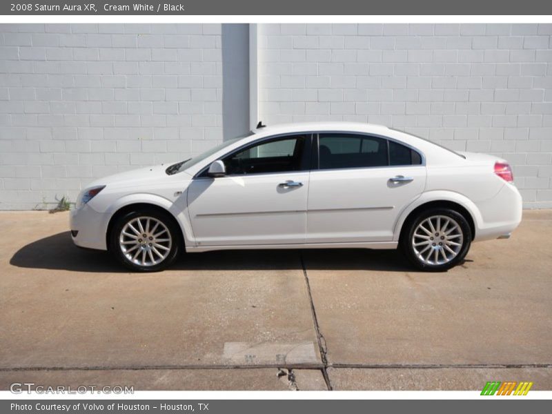 Cream White / Black 2008 Saturn Aura XR