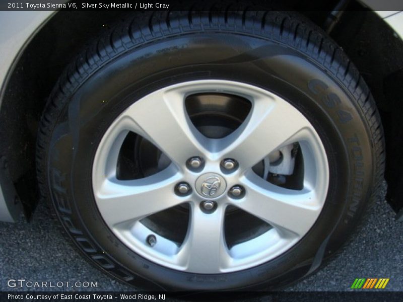 Silver Sky Metallic / Light Gray 2011 Toyota Sienna V6