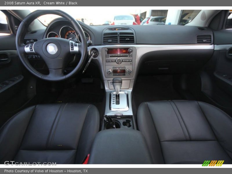 Cream White / Black 2008 Saturn Aura XR