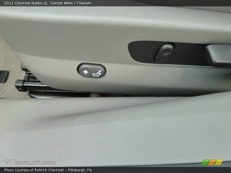 Summit White / Titanium 2011 Chevrolet Malibu LS