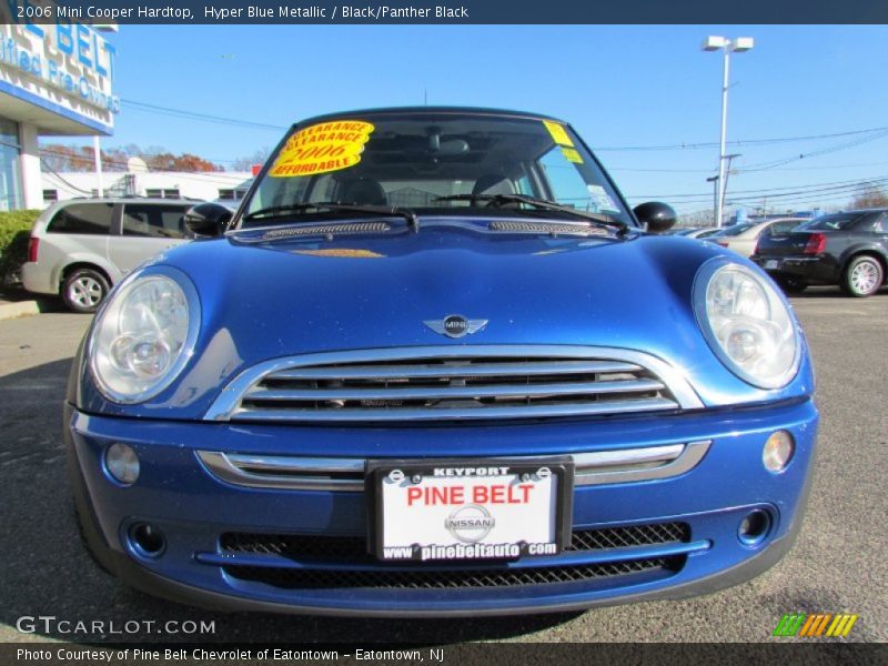 Hyper Blue Metallic / Black/Panther Black 2006 Mini Cooper Hardtop