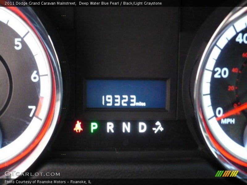 Deep Water Blue Pearl / Black/Light Graystone 2011 Dodge Grand Caravan Mainstreet