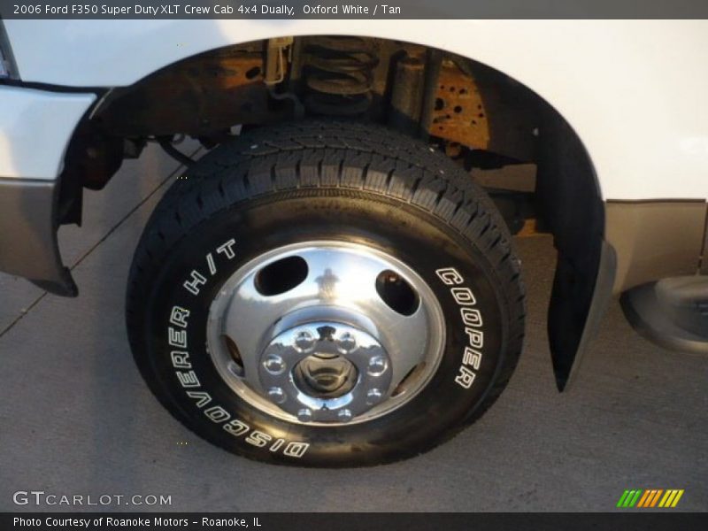 Oxford White / Tan 2006 Ford F350 Super Duty XLT Crew Cab 4x4 Dually