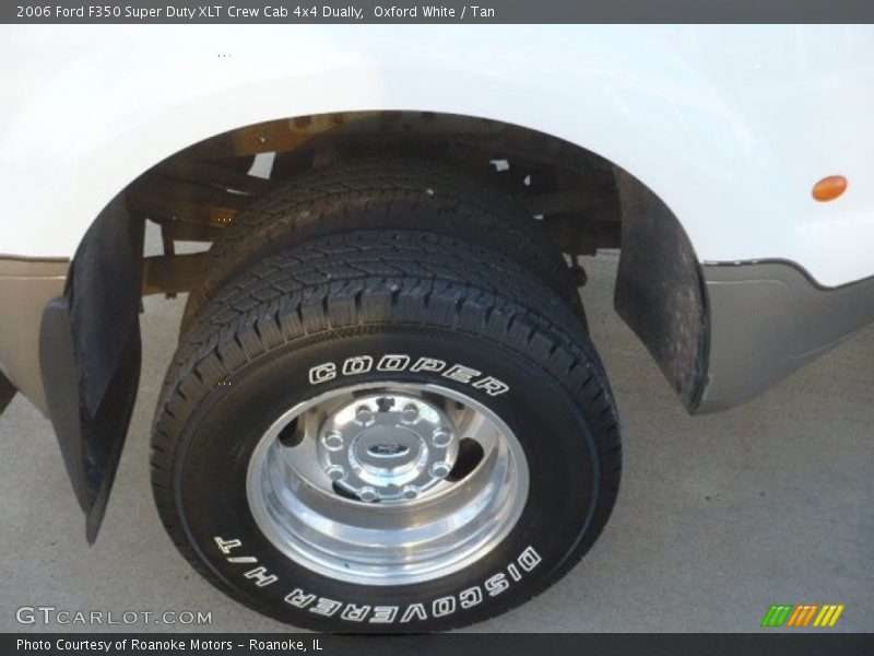 Oxford White / Tan 2006 Ford F350 Super Duty XLT Crew Cab 4x4 Dually