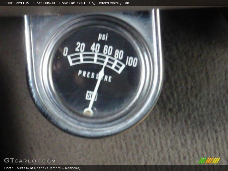 Oxford White / Tan 2006 Ford F350 Super Duty XLT Crew Cab 4x4 Dually